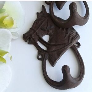 Retro Cast Iron Horse Head Hanger set of (2)